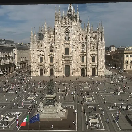 Flat In Duomo Апартаменты Милан