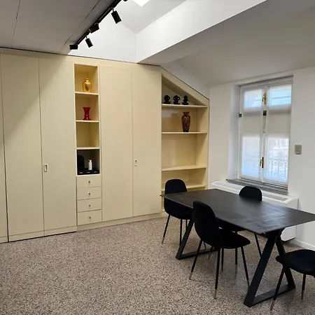 Flat In Duomo Апартаменты Милан