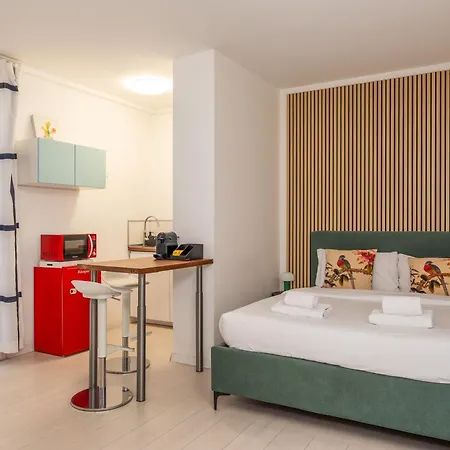 Flat In Duomo Daire
